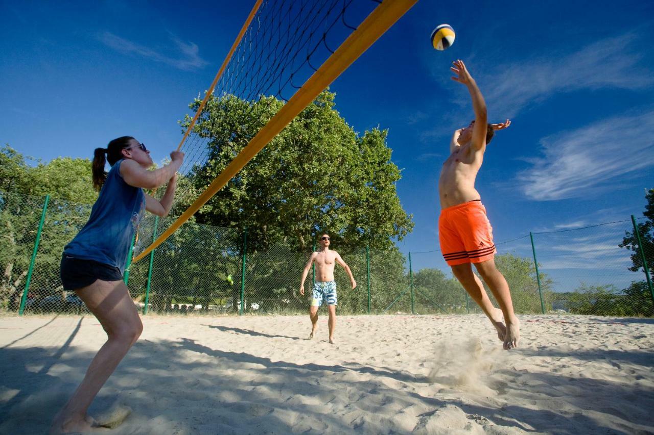 Victoria Mobilehome In Solaris Fkk Naturist Camping Resort Poreč Exteriör bild
